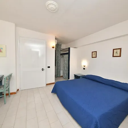 Fortuna Beach - Seaside Hotel Lacco Ameno  Exterior foto